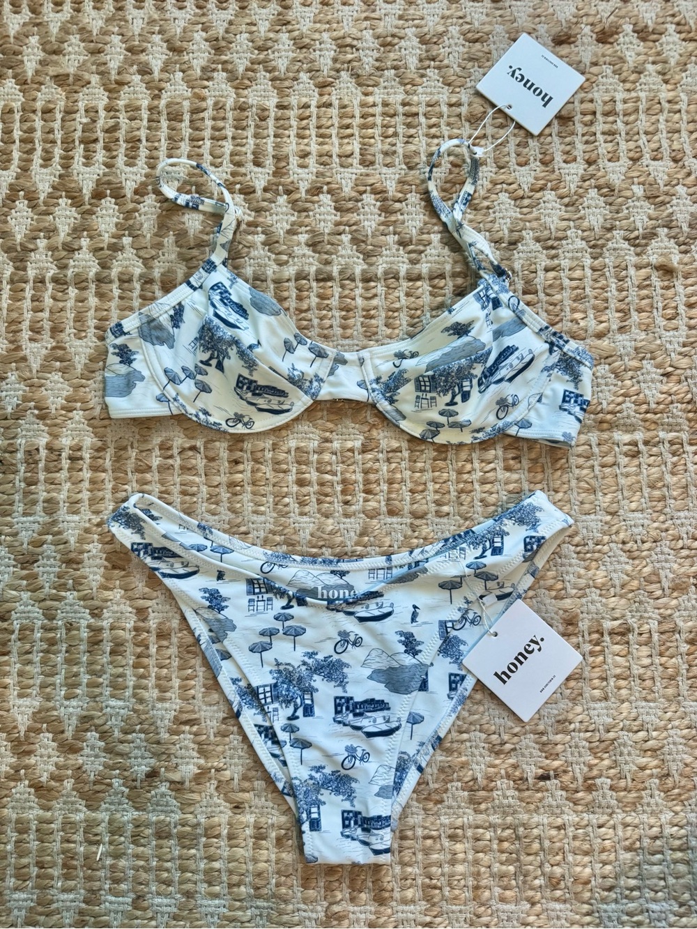 NWT Honey Swim Blue Coastal Toile Underwire Bikini Set Medium